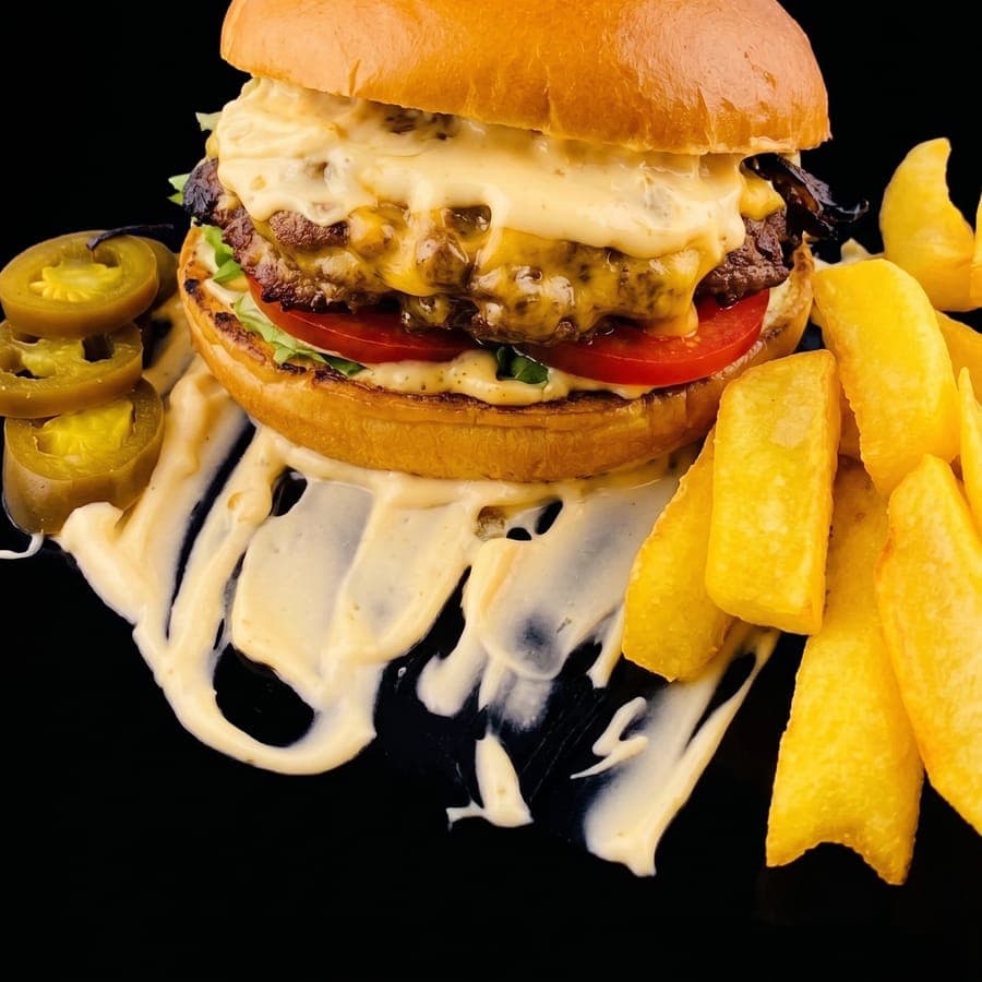 Oklahoma smash burger hasábburgonyával